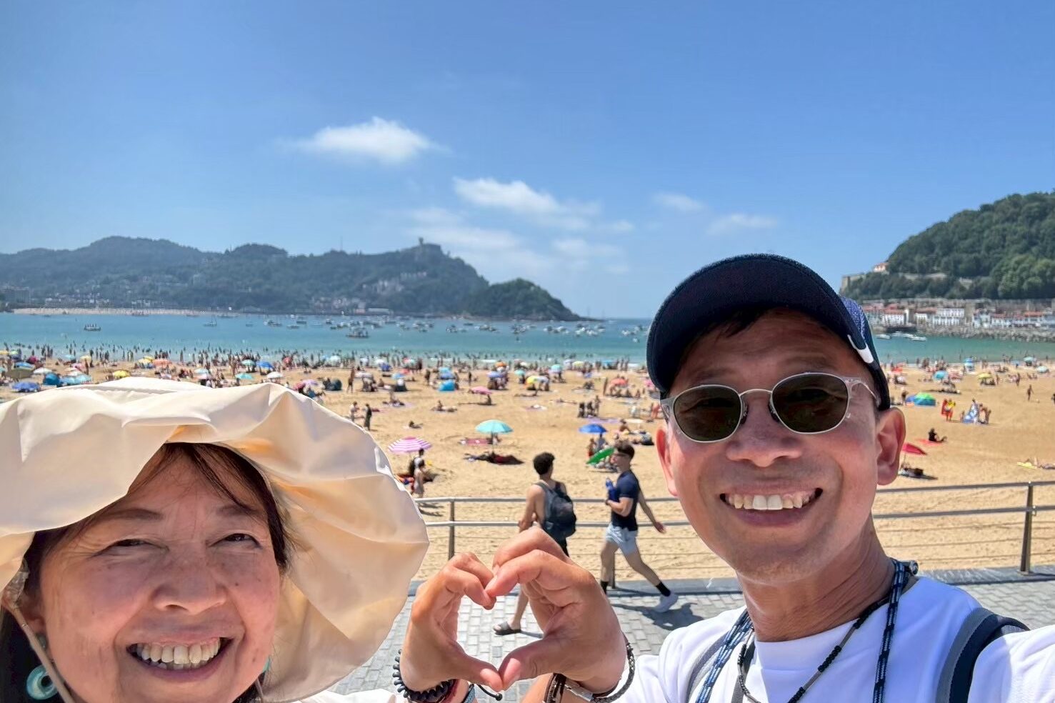 20251024_205454546_iOS