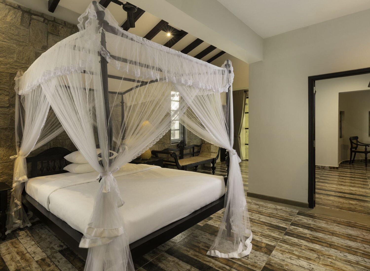 ayugiri-Presidential Suite with pool deck 18-s