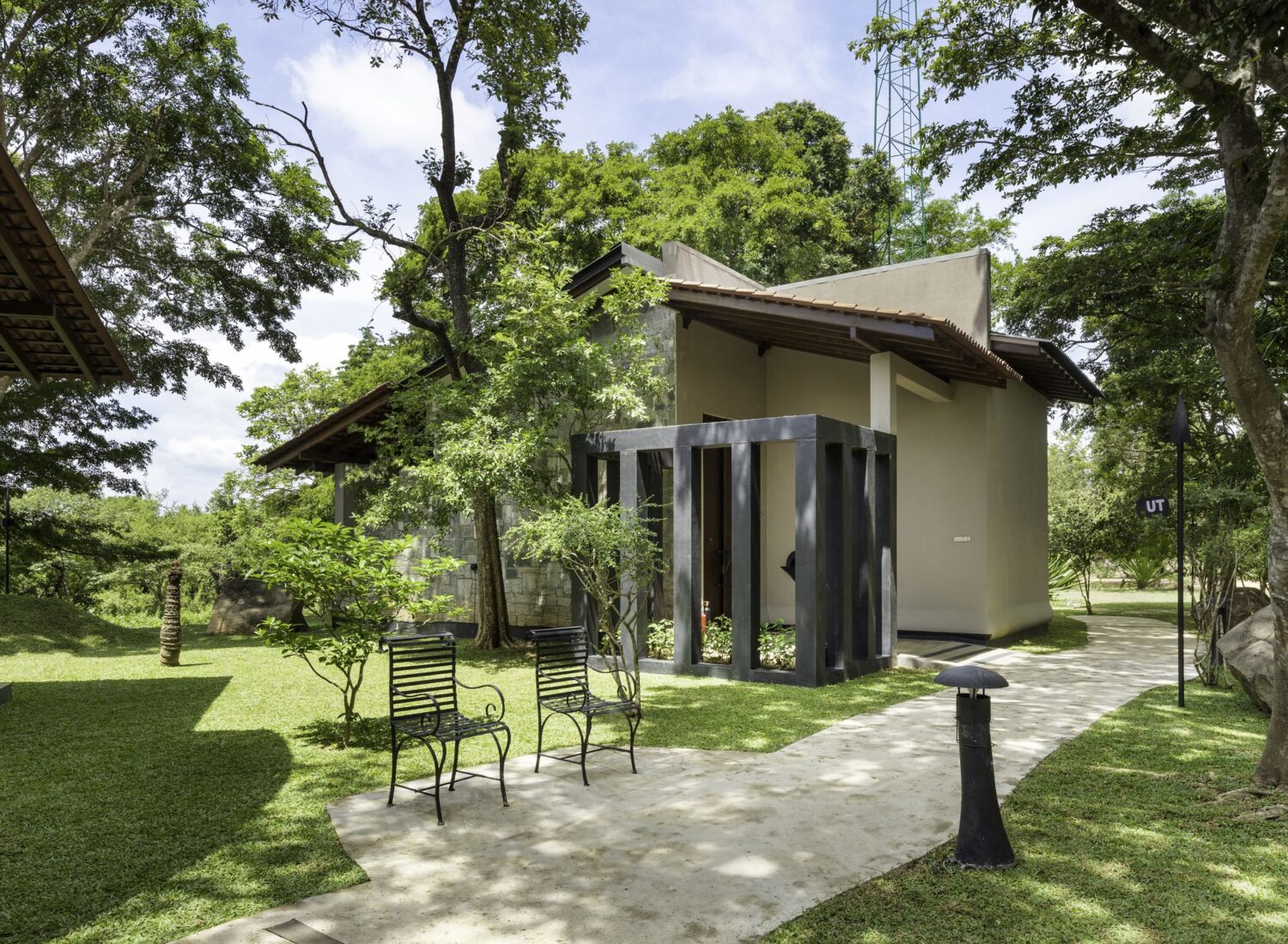 ayugiri-Suite with Plunge Pool_2-s