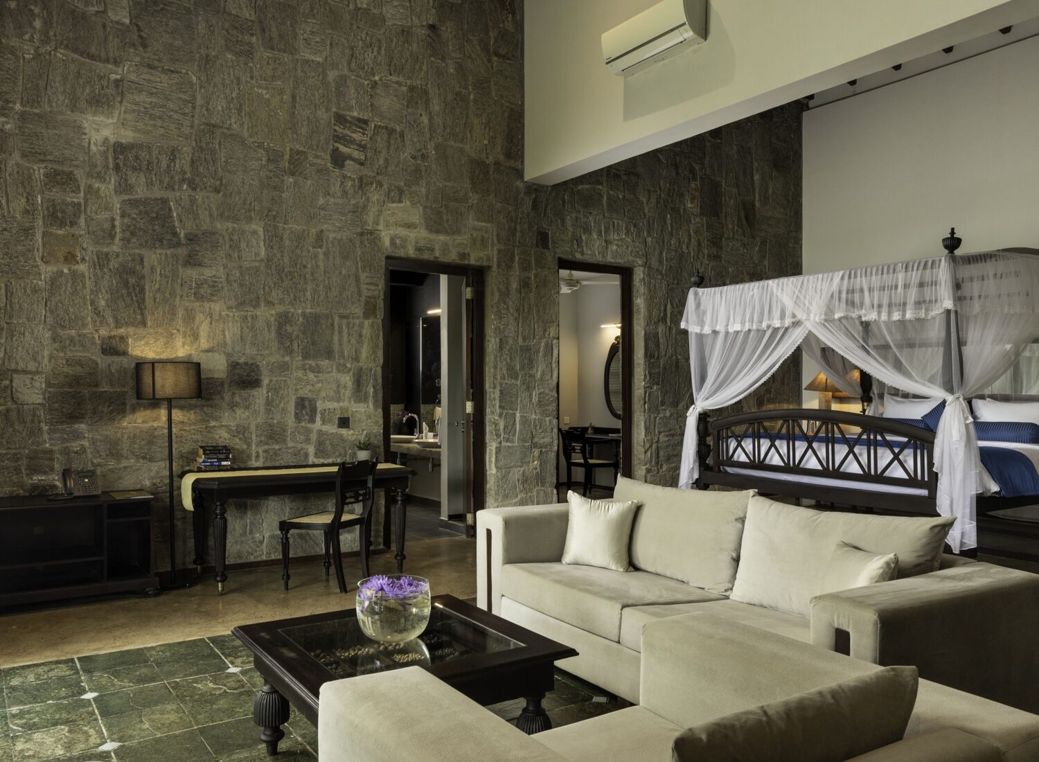 ayugiri-Suite with Plunge Pool_3-s