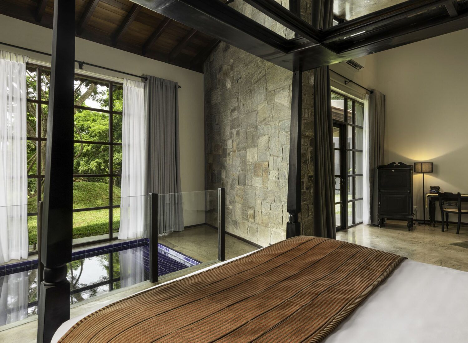 ayugiri-Suite with Plunge Pool_7-s
